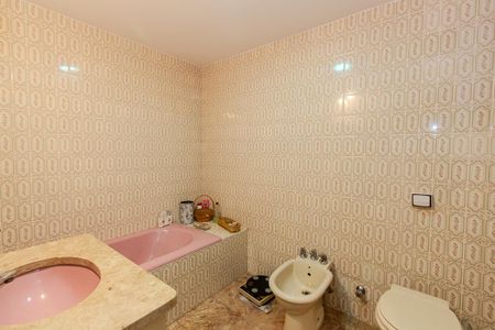 Apartamento à venda com 172m², 3 quartos e 1 vagaBanheiro Social