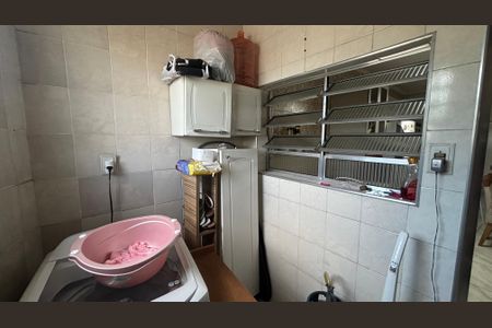 Casa para alugar com 80m², 3 quartos e 1 vagaÁrea de Serviço