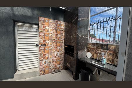 Casa para alugar com 80m², 3 quartos e 1 vagaQuintal - Garagem