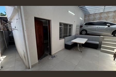 Casa para alugar com 80m², 3 quartos e 1 vagaQuintal - Garagem