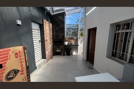Casa para alugar com 80m², 3 quartos e 1 vagaQuintal - Garagem