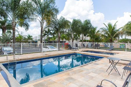 Apartamento para alugar com 55m², 2 quartos e 1 vaga Apartamento para alugar com 55m², 2 quartos e 1 vagaÁrea Comum - Piscina