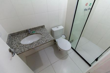 Apartamento para alugar com 74m², 2 quartos e 1 vaga Apartamento para alugar com 74m², 2 quartos e 1 vagaBanheiro 2