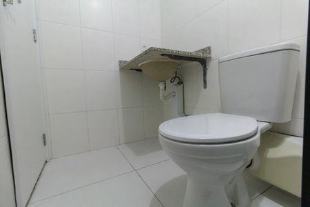 Apartamento para alugar com 74m², 2 quartos e 1 vaga Apartamento para alugar com 74m², 2 quartos e 1 vagaBanheiro 2