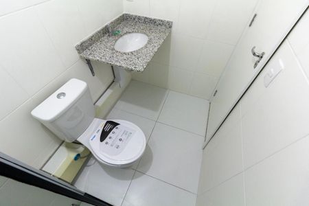 Apartamento para alugar com 74m², 2 quartos e 1 vaga Apartamento para alugar com 74m², 2 quartos e 1 vagaBanheiro 1