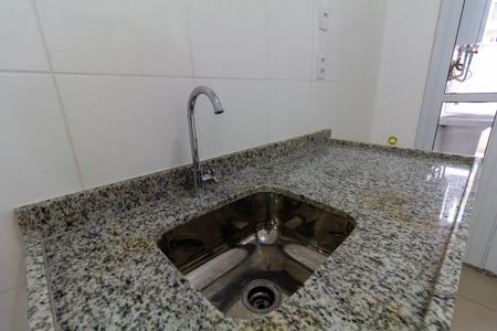 Apartamento para alugar com 74m², 2 quartos e 1 vaga Apartamento para alugar com 74m², 2 quartos e 1 vagaCozinha
