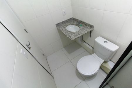 Apartamento para alugar com 74m², 2 quartos e 1 vaga Apartamento para alugar com 74m², 2 quartos e 1 vagaBanheiro 2