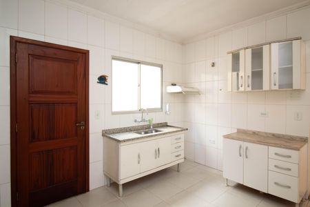 Casa à venda com 184m², 3 quartos e 2 vagasCozinha - Armários