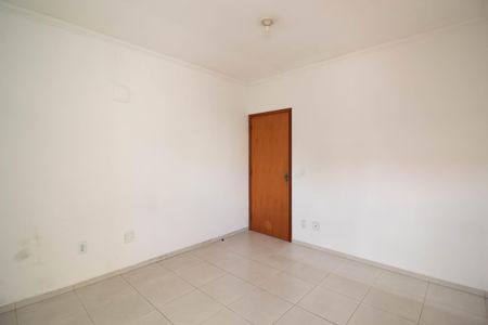 Casa à venda com 184m², 3 quartos e 2 vagasQuarto 1 -  Suíte
