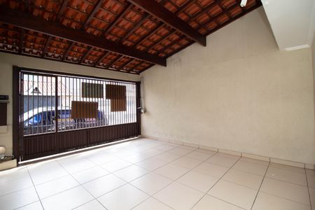Casa à venda com 184m², 3 quartos e 2 vagasGaragem