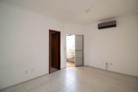 Casa à venda com 184m², 3 quartos e 2 vagasQuarto 1 -  Suíte