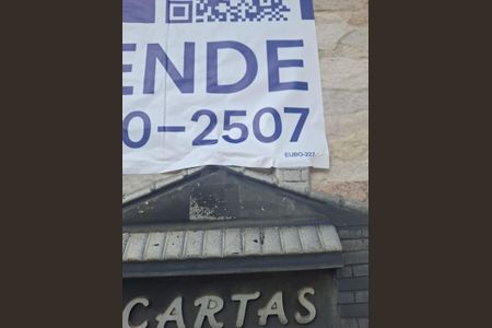 Casa à venda com 184m², 3 quartos e 2 vagasPlaca
