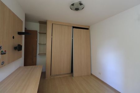 Apartamento à venda com 114m², 3 quartos e 2 vagasQuarto 2
