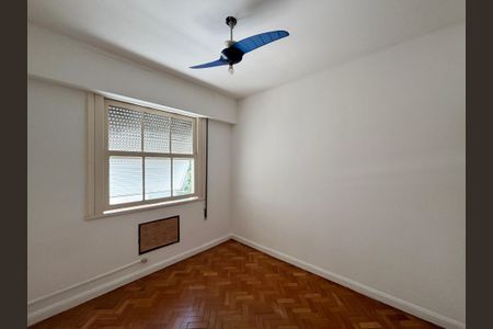 Quarto 1 de apartamento à venda com 3 quartos, 98m² em Copacabana, Rio de Janeiro