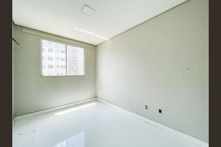 Quarto 2 de apartamento para alugar com 2 quartos, 42m² em Jardim Boa Vista (zona Oeste), Osasco