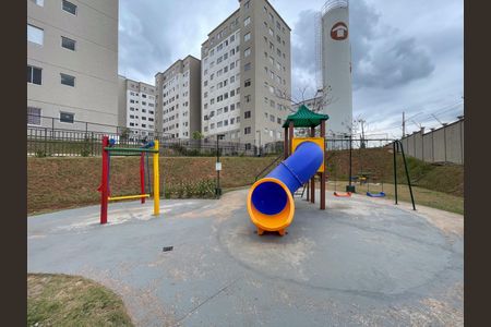 Apartamento para alugar com 42m², 2 quartos e sem vagaÁrea comum - Playground