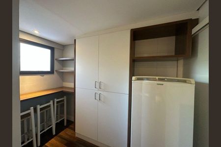 Cozinha  de apartamento para alugar com 2 quartos, 180m² em Auxiliadora, Porto Alegre
