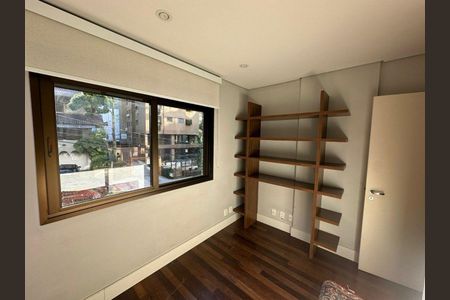 Apartamento para alugar com 180m², 2 quartos e 4 vagasQuarto 2