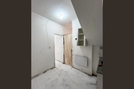 Cozinha de kitnet/studio para alugar com 1 quarto, 25m² em Sacomã, São Paulo
