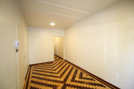 Apartamento à venda com 90m², 3 quartos e sem vagaSala