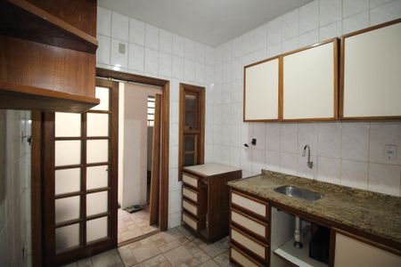 Apartamento à venda com 90m², 3 quartos e sem vagaCozinha