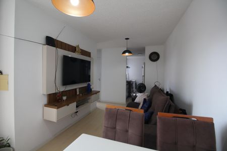 Sala de apartamento para alugar com 2 quartos, 46m² em Taquara, Rio de Janeiro