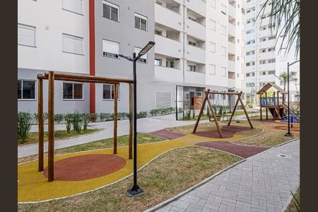 Apartamento para alugar com 42m², 2 quartos e sem vaga Apartamento para alugar com 42m², 2 quartos e sem vagaÁrea comum - Playground