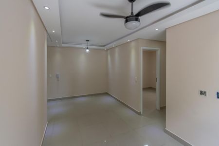 Apartamento para alugar com 50m², 2 quartos e 1 vagaSala de Estar/Jantar 