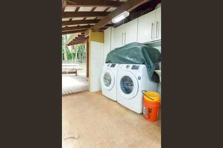 Casa de condomínio à venda com 220m², 3 quartos e 4 vagasÁrea de Serviço