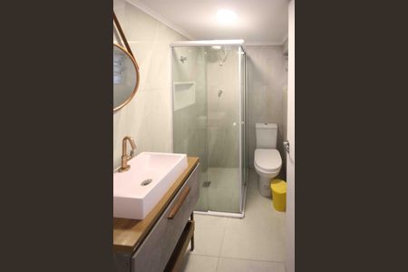 Apartamento para alugar com 60m², 2 quartos e 1 vaga Apartamento para alugar com 60m², 2 quartos e 1 vagaBanheiro