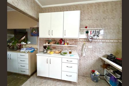 Casa à venda com 160m², 3 quartos e 2 vagas Casa à venda com 160m², 3 quartos e 2 vagasCozinha