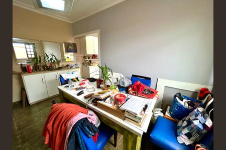 Casa à venda com 160m², 3 quartos e 2 vagas Casa à venda com 160m², 3 quartos e 2 vagasCopa