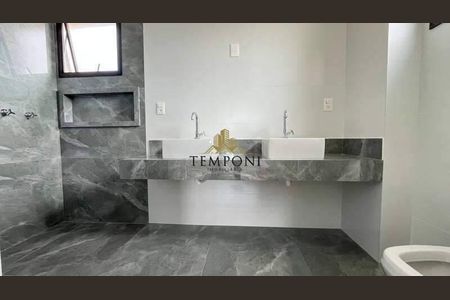 Apartamento à venda com 161m², 4 quartos e 4 vagas