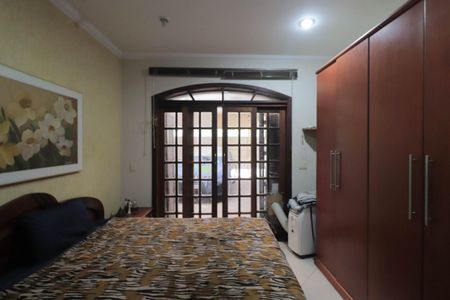 Casa à venda com 200m², 2 quartos e 3 vagasQuarto 2 - Suíte