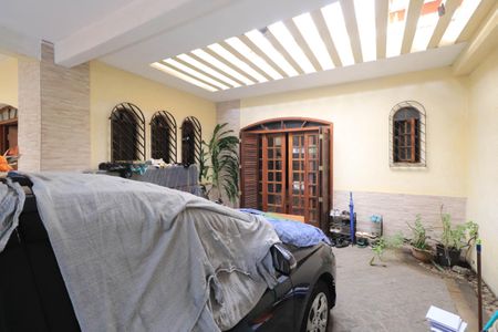 Casa à venda com 200m², 2 quartos e 3 vagasGaragem