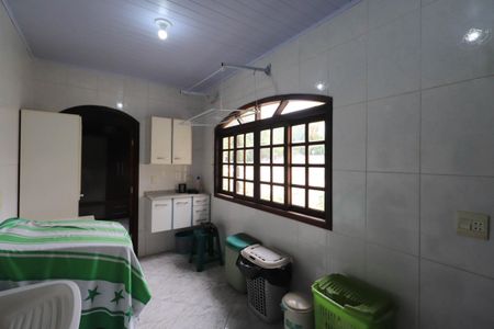 Casa à venda com 200m², 2 quartos e 3 vagasÁrea de Serviço