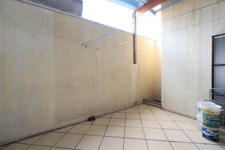 Casa à venda com 200m², 2 quartos e 3 vagasÁrea de Serviço