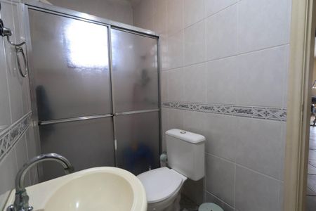 Casa à venda com 200m², 2 quartos e 3 vagasBanheiro de serviço