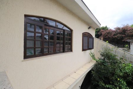 Casa à venda com 200m², 2 quartos e 3 vagasQuintal