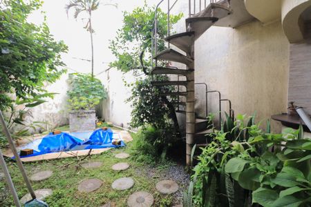 Casa à venda com 200m², 2 quartos e 3 vagasPiscina