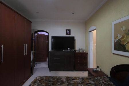 Casa à venda com 200m², 2 quartos e 3 vagasQuarto 2 - Suíte