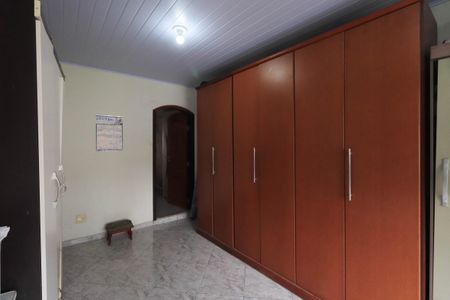 Casa à venda com 200m², 2 quartos e 3 vagasQuarto de Serviço