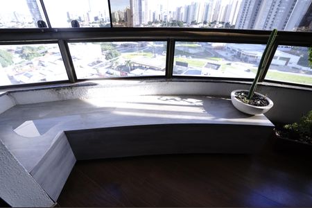 Apartamento para alugar com 96m², 3 quartos e 2 vagas