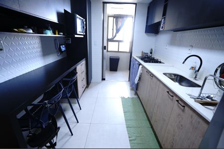 Apartamento para alugar com 96m², 3 quartos e 2 vagas