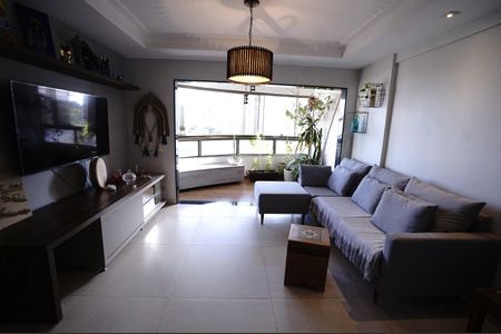 Apartamento para alugar com 96m², 3 quartos e 2 vagas