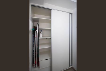 Apartamento para alugar com 103m², 3 quartos e 2 vagas Apartamento para alugar com 103m², 3 quartos e 2 vagasÁrea de Serviço