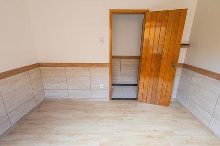 Casa à venda com 200m², 5 quartos e 2 vagasquarto 3