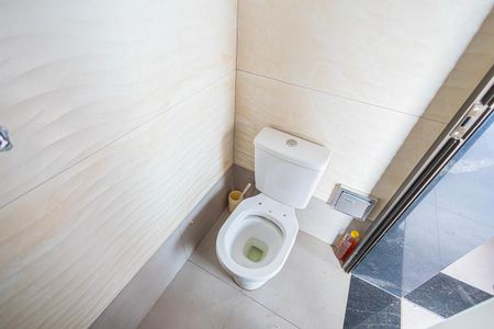 Casa à venda com 200m², 5 quartos e 2 vagasbanheiro