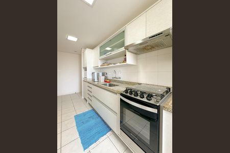 Apartamento para alugar com 110m², 3 quartos e 2 vagasCozinha