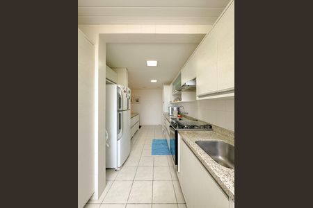 Apartamento para alugar com 110m², 3 quartos e 2 vagasCozinha